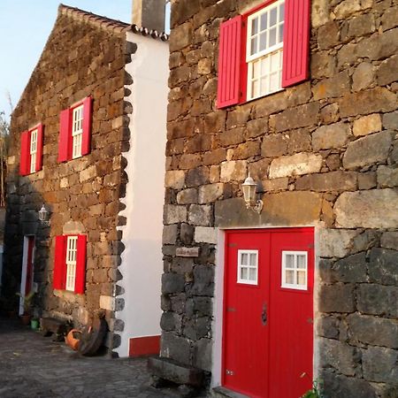 Maison d'hôtes Casal Do Vulcao à Capelo Extérieur photo
